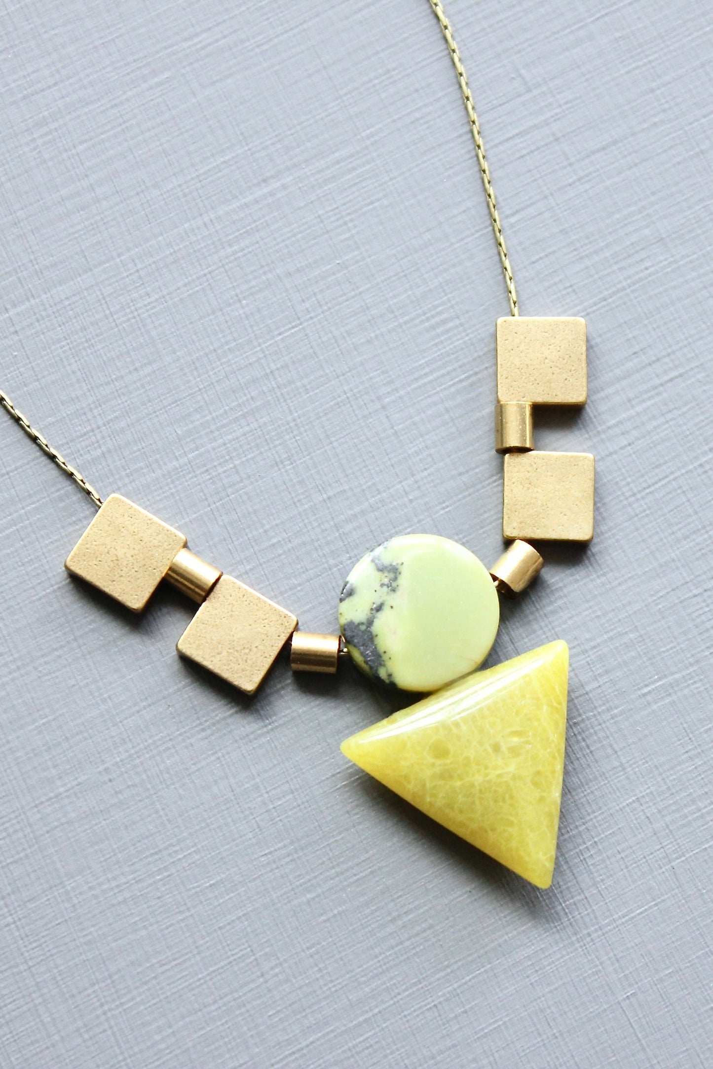 LEX216 Green ArtDeco triangle necklace