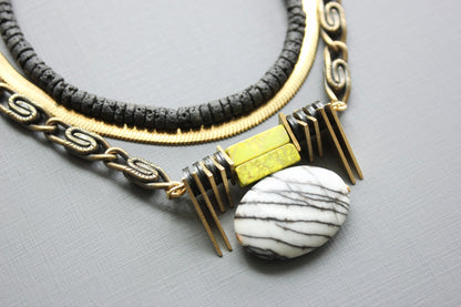 LEX217 Triple strand ArtDeco jasper pendant necklace