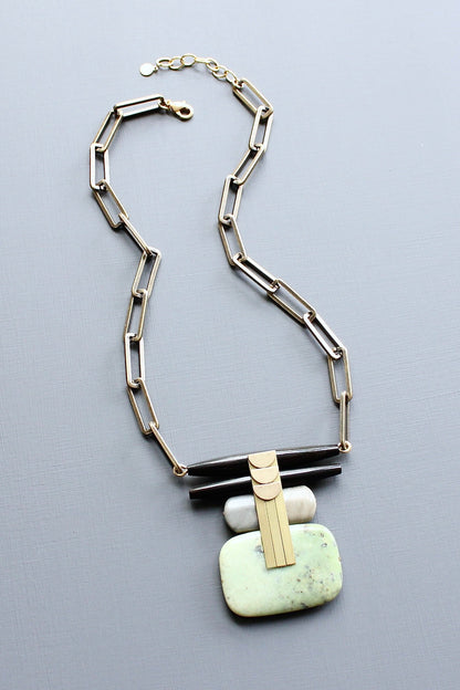 LEX320 Green and black ArtDeco pendant necklace