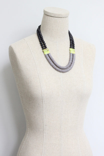 LEX421 Double strand lavender and black necklace