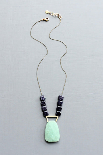 LEX519  Blue goldstone and jade pendant necklace