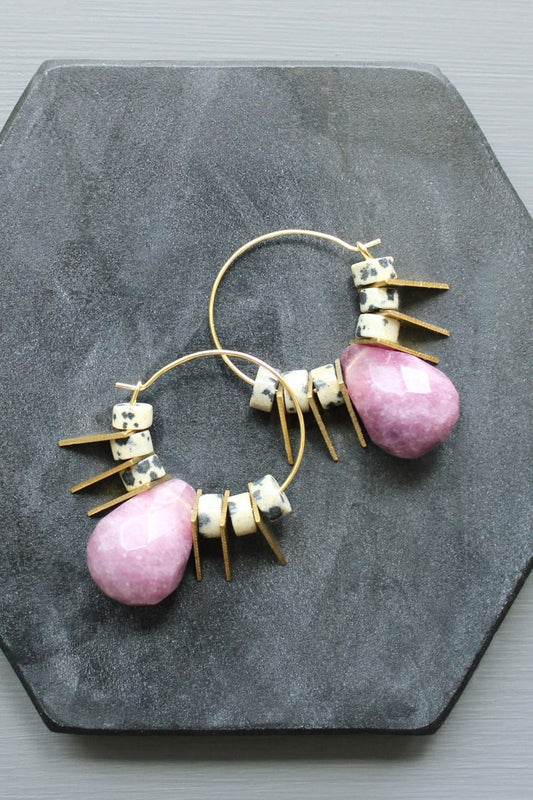 LEXE09 Purple and Dalmatian jasper geometric hoop earrings