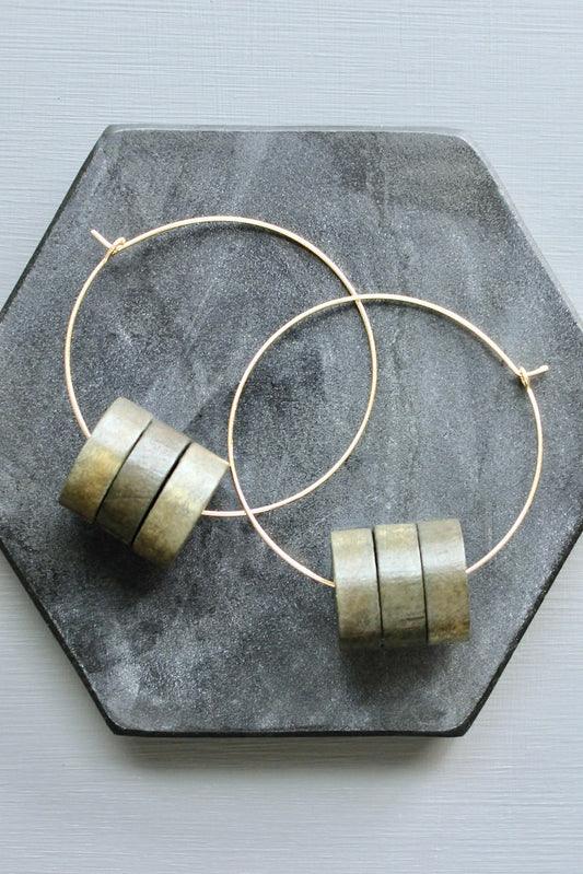 LEXE25 Geometric wood disc hoop earrings