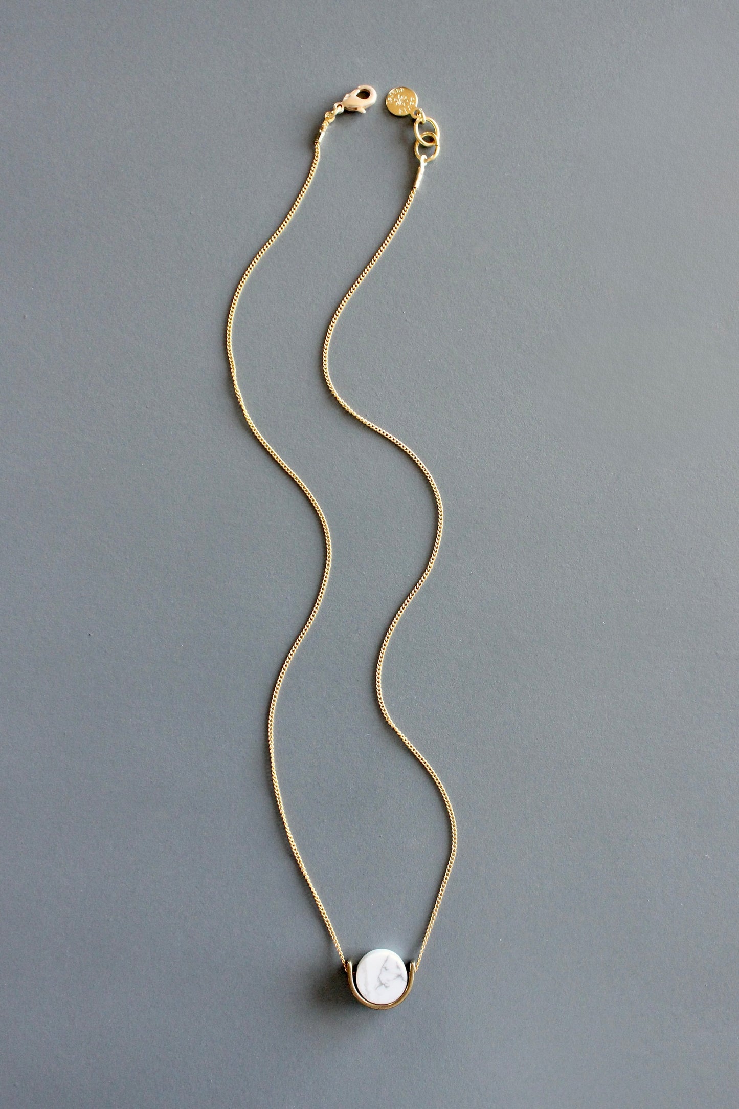 MLN116 Howlite mini geometric necklace