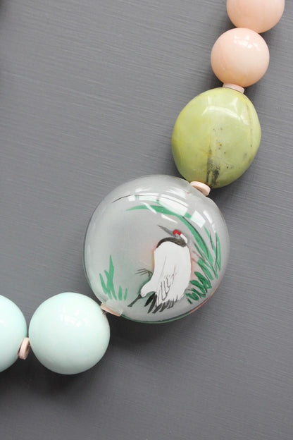 MLN118 Chunky necklace with Chinese reverse painted glass bead with red-crowned crane