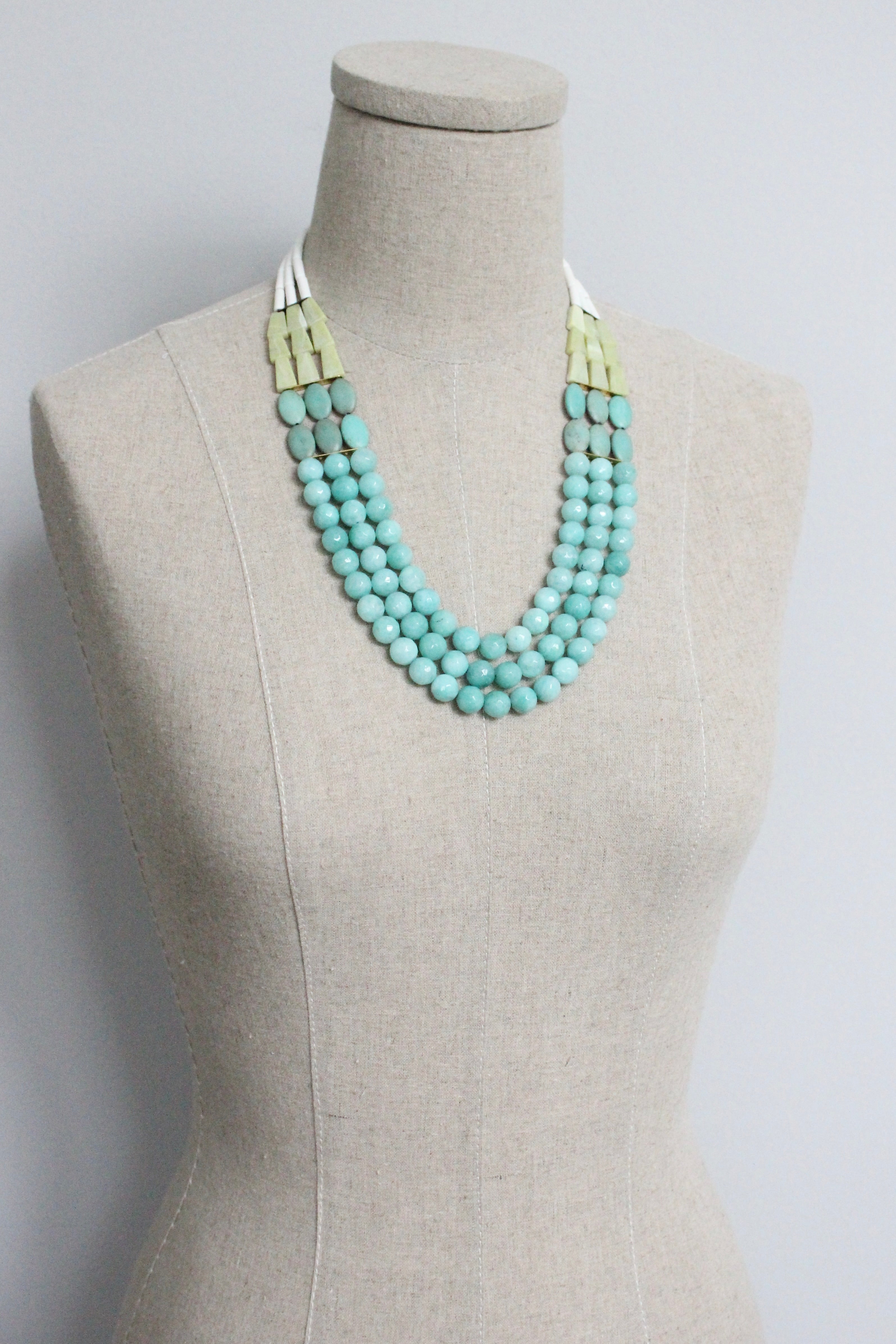 アクセサリー BLEEZE MLN122 Triple strand turquoise and amazonite necklace – david aubrey