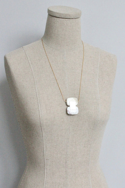 MLN124 White turquoise geometric pendant