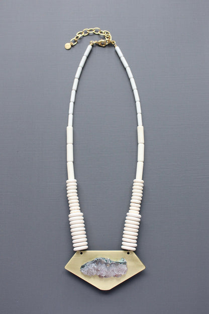 MLN219 Agate and brass Artdeco necklace