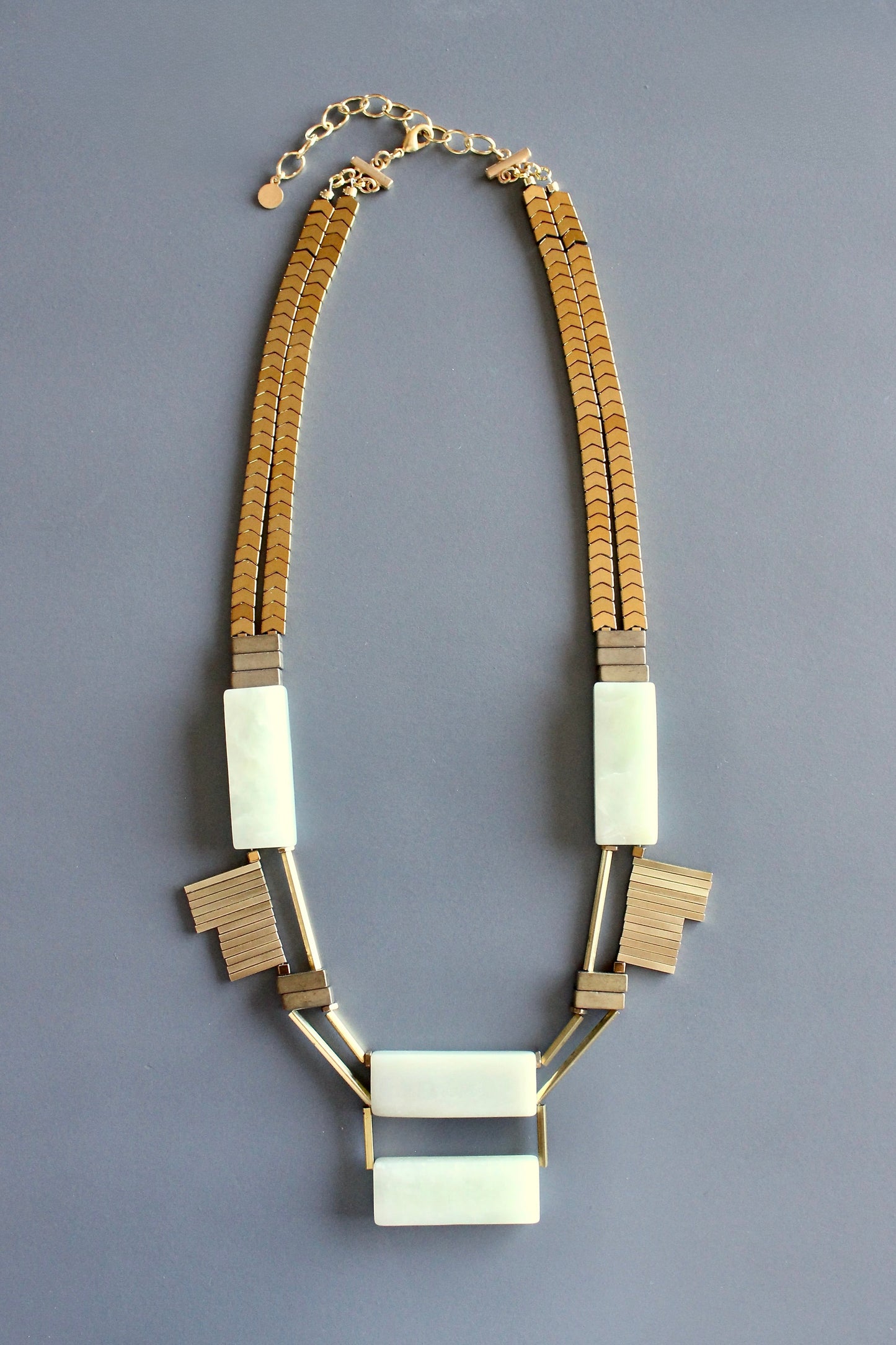 MLN221 New jade and brass Artdeco necklace