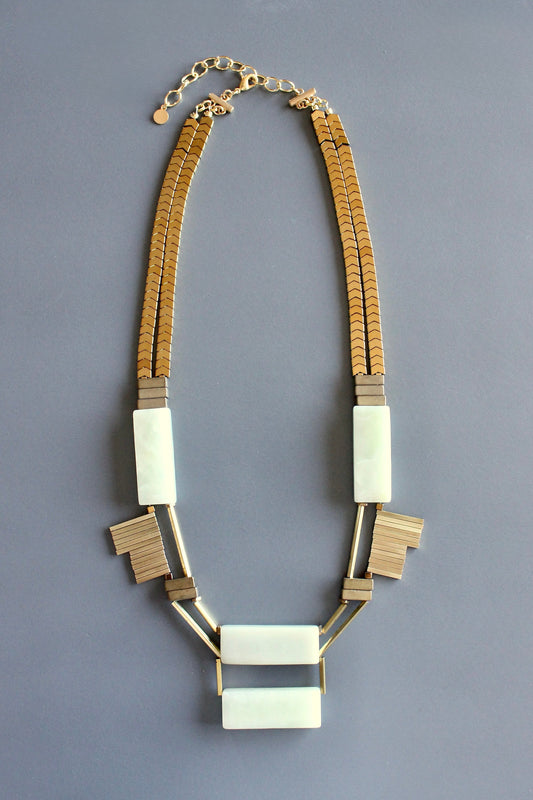 MLN221 New jade and brass Artdeco necklace