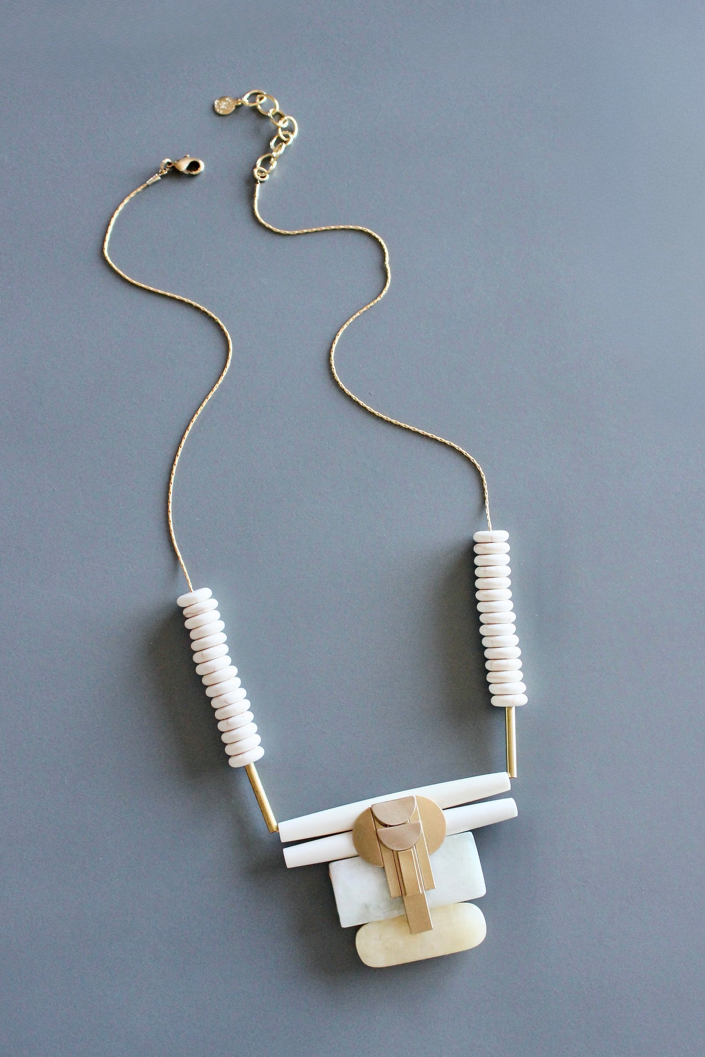 MLN222 New jade Artdeco pendant necklace
