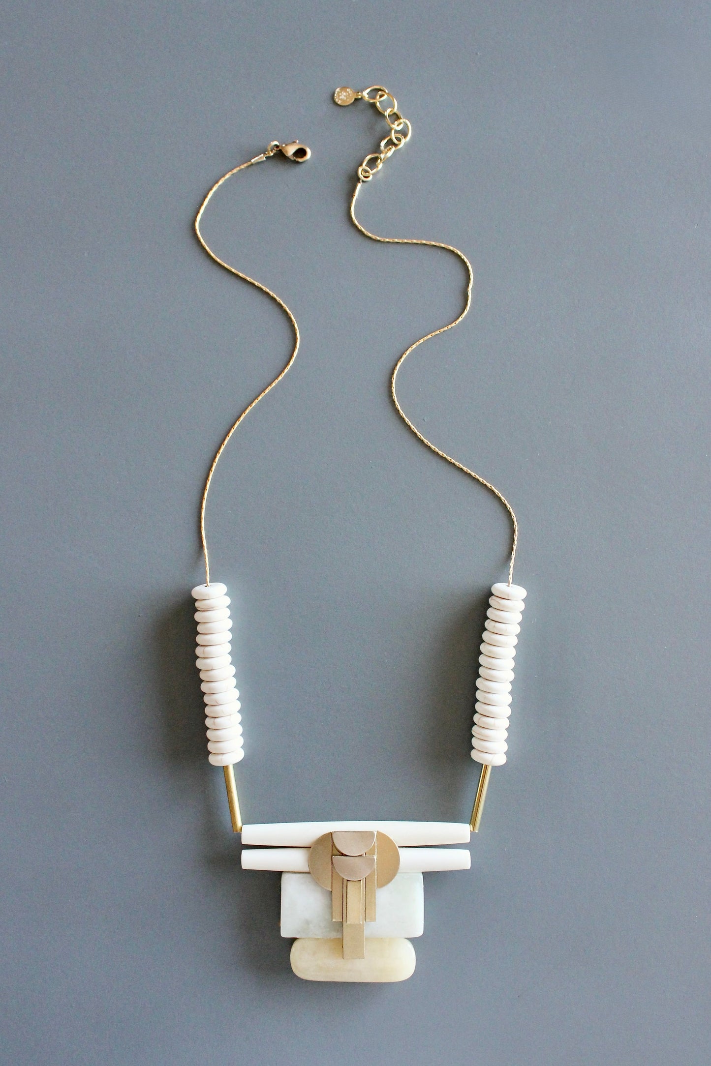 MLN222 New jade Artdeco pendant necklace