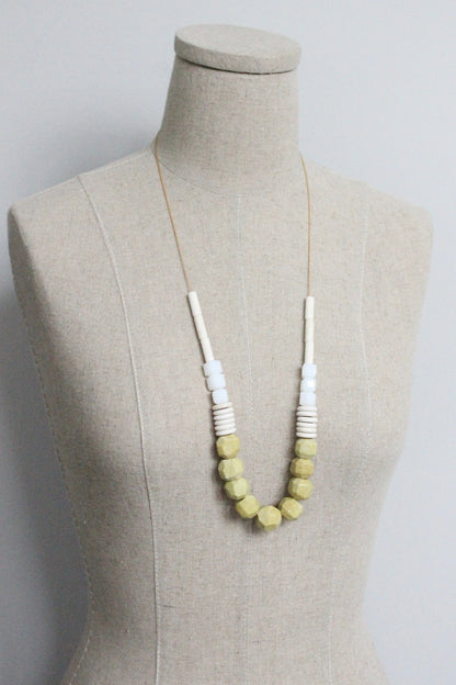 MLN230 Green turquoise and glass geometric necklace