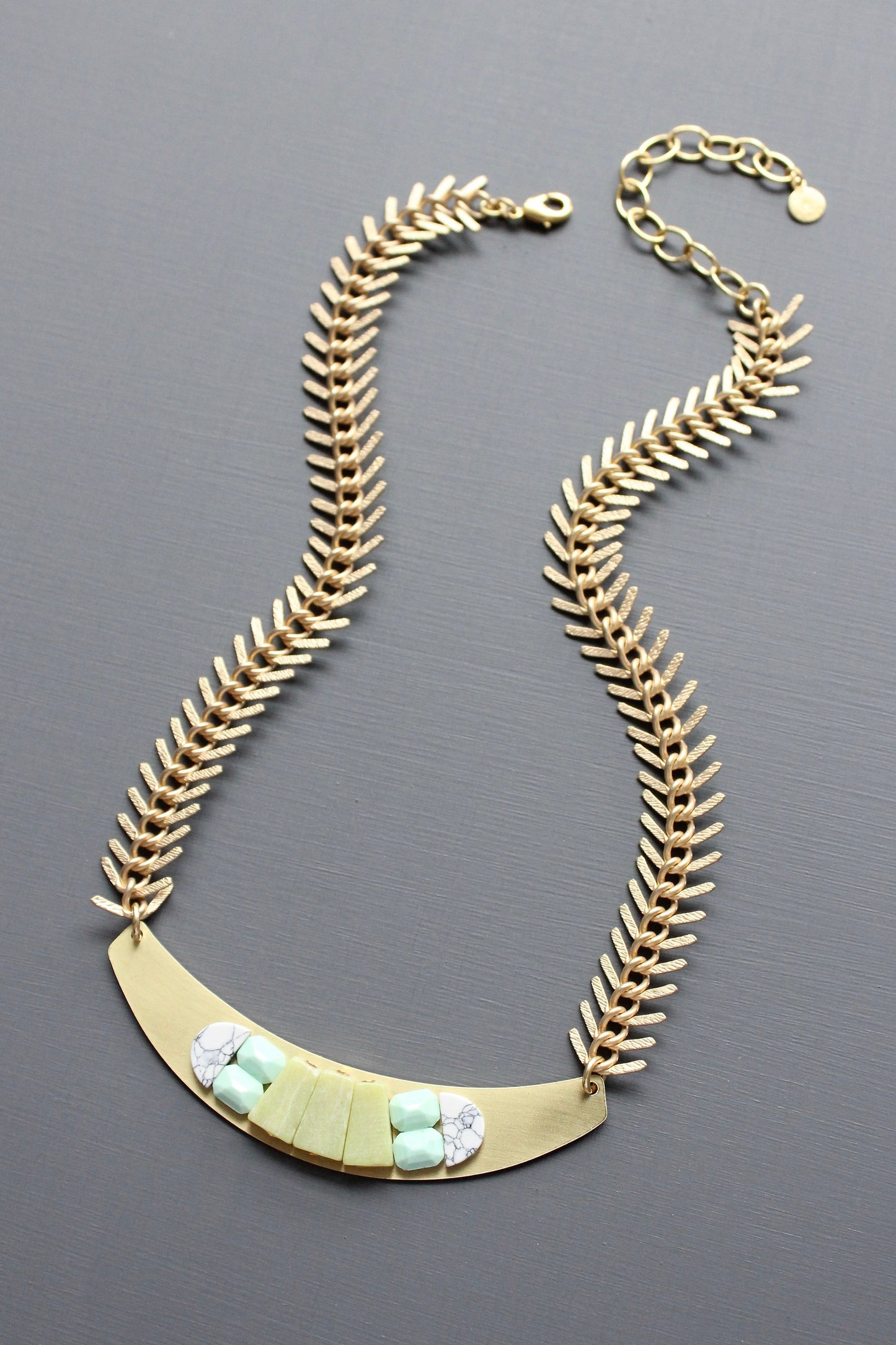 MLN316 Geometric bib Artdeco necklace with fishbone chain