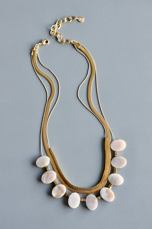 MLN416 Triple strand agate and snake chain necklace