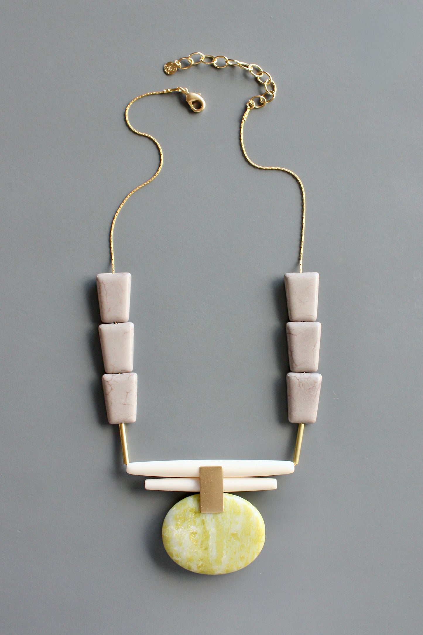 MLN620 Lemon jade and gray pendant Artdeco necklace