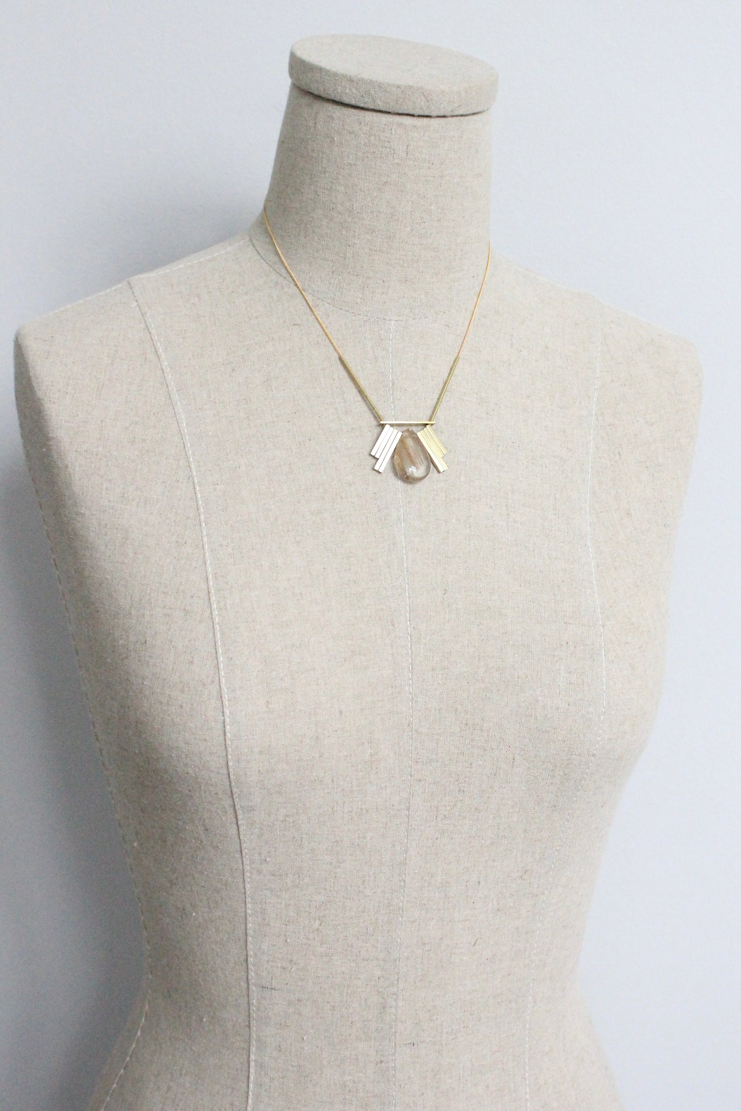 MLN716 Quartz and brass Artdeco necklace