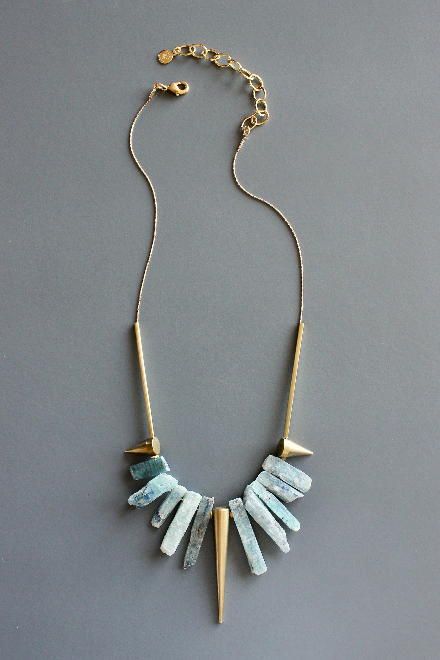 MLN916 Kyanite and brass geometric necklace