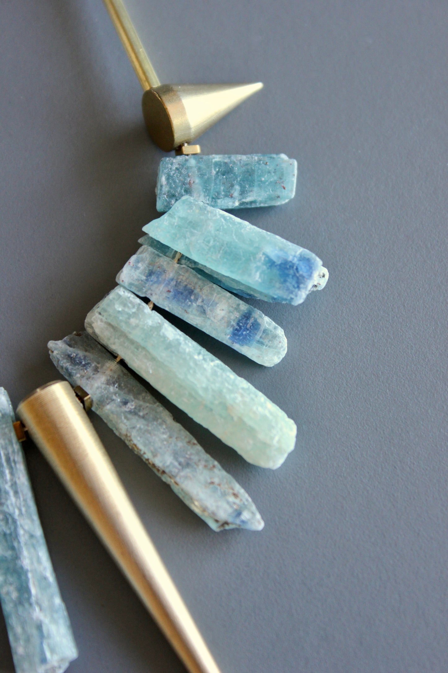 MLN916 Kyanite and brass geometric necklace