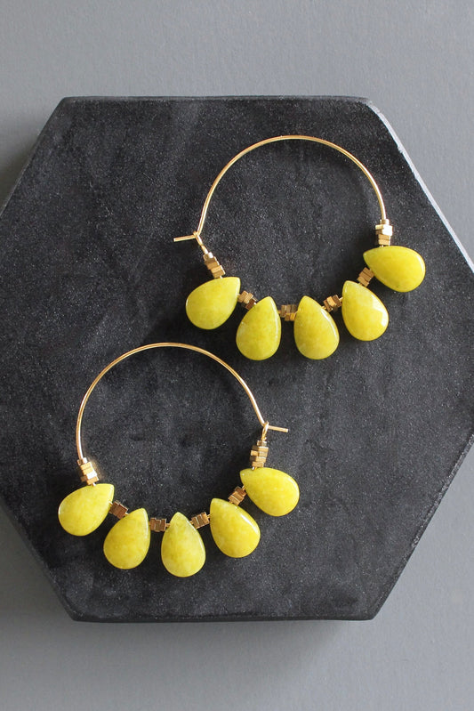 MLNE08 Dyed olive jade hoop earrings