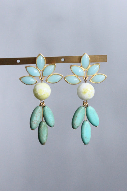 MLNE21 Post earrings with vintage glass and turquoise