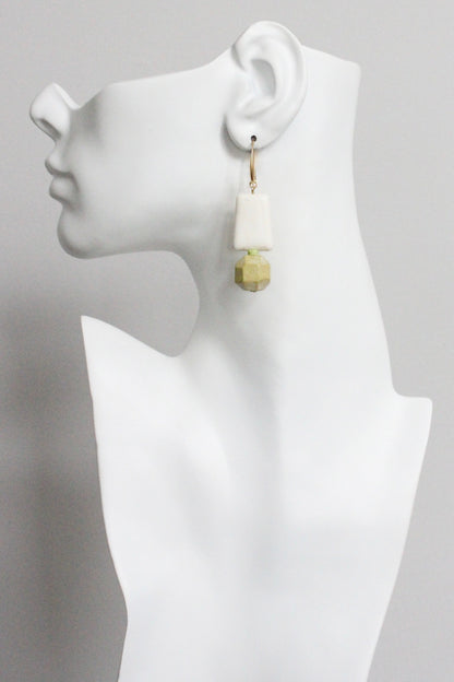 MLNE25 Yellow and white turquoise geometric earrings