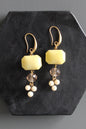 MLNE26 Vintage yellow glass cluster earrings