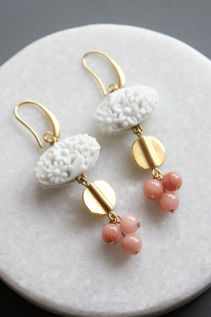 MLNE35 Vintage chalk white glass cluster earrings