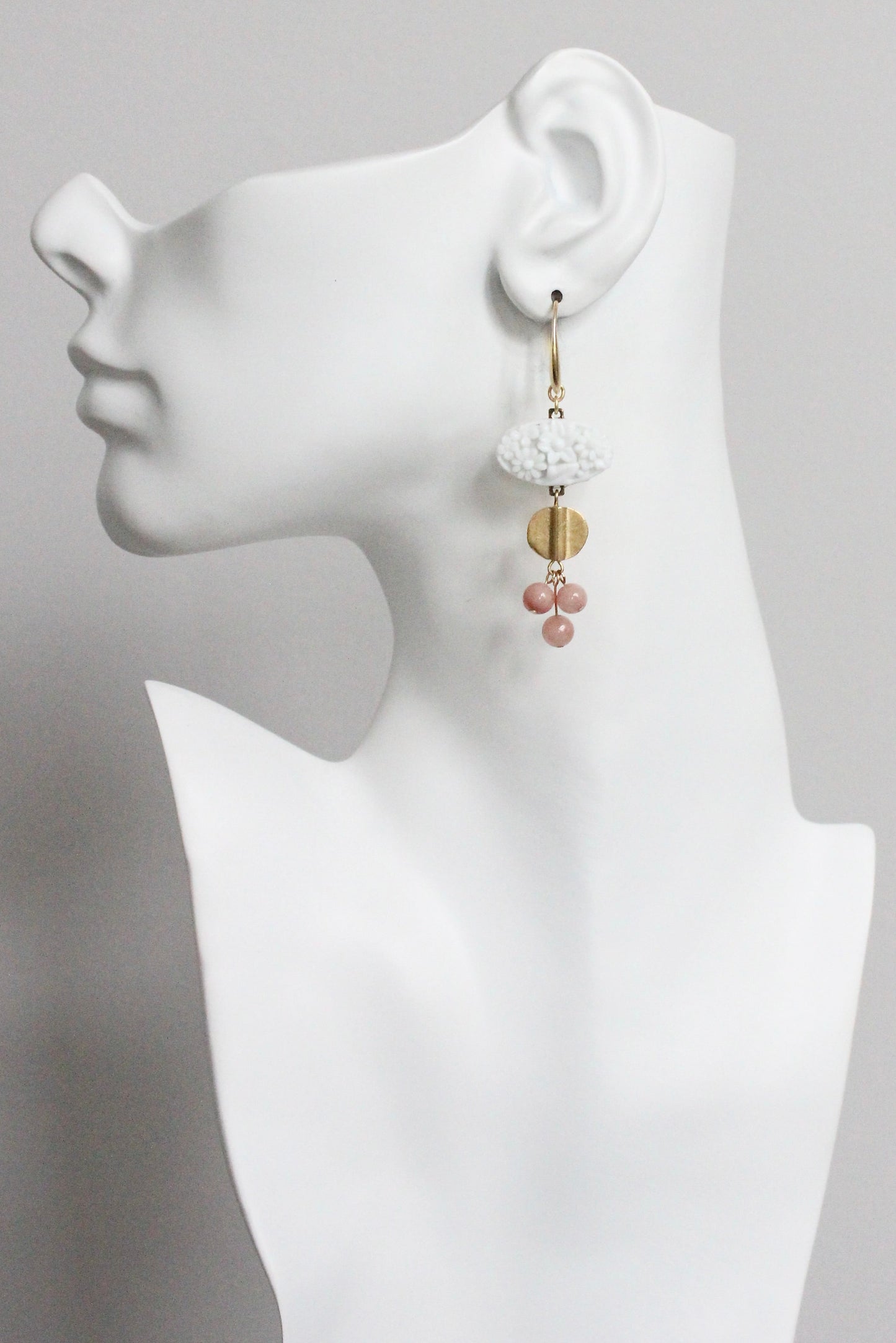 MLNE35 Vintage chalk white glass cluster earrings