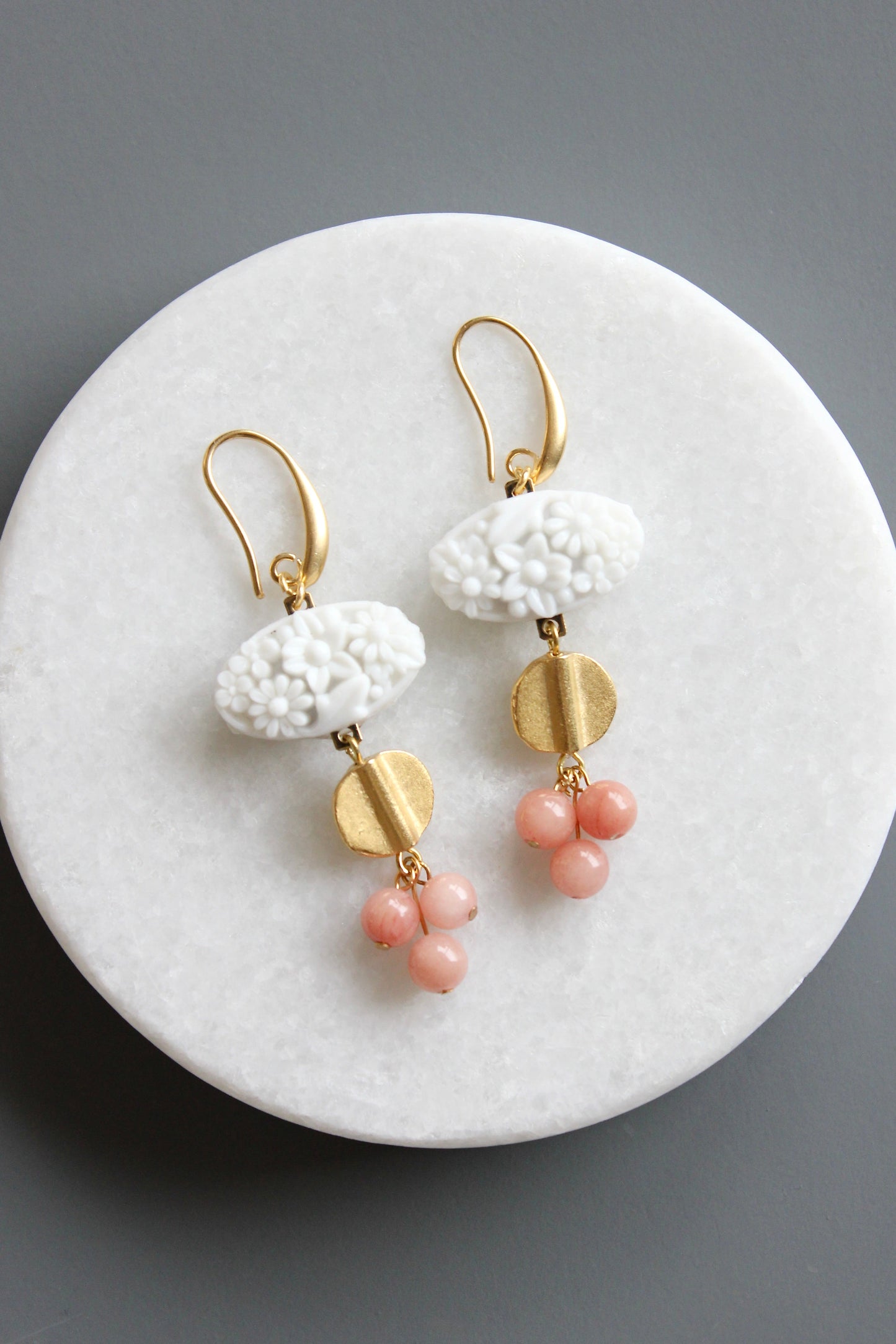 MLNE35 Vintage chalk white glass cluster earrings