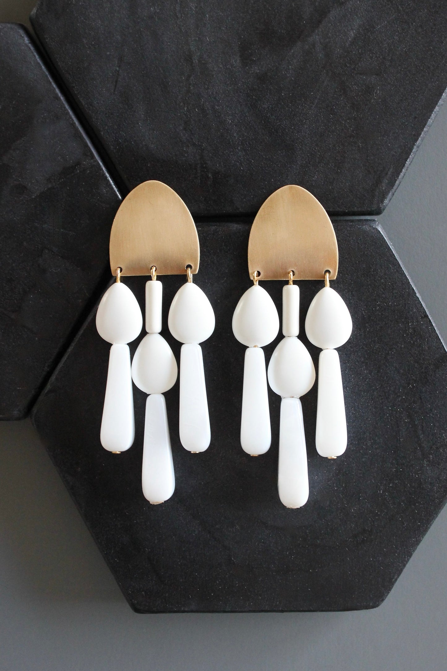 MLNE39 Chalk white glass statement post earrings