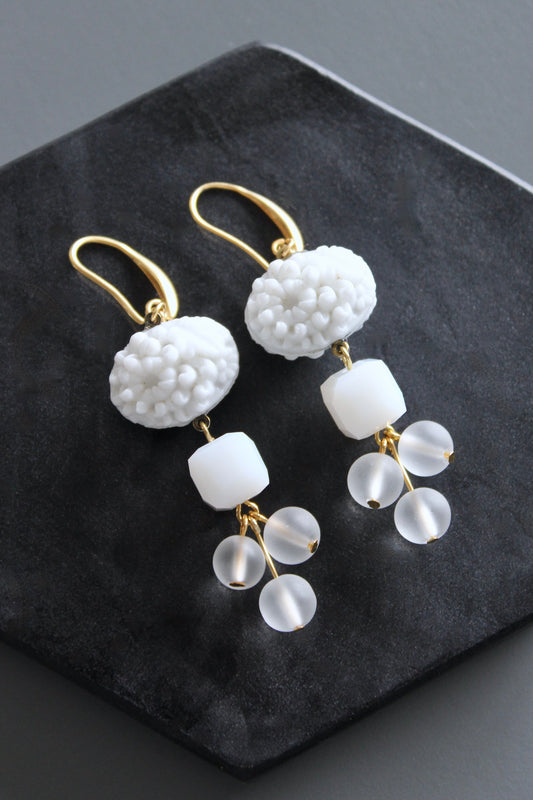 MLNE43 Vintage chalk white glass cluster earrings