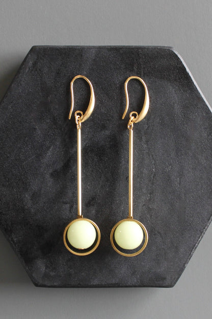 MLNE44 Celadon glass bead geometric earrings