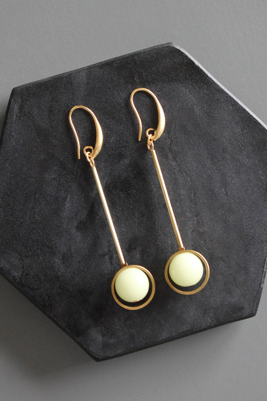 MLNE44 Celadon glass bead geometric earrings
