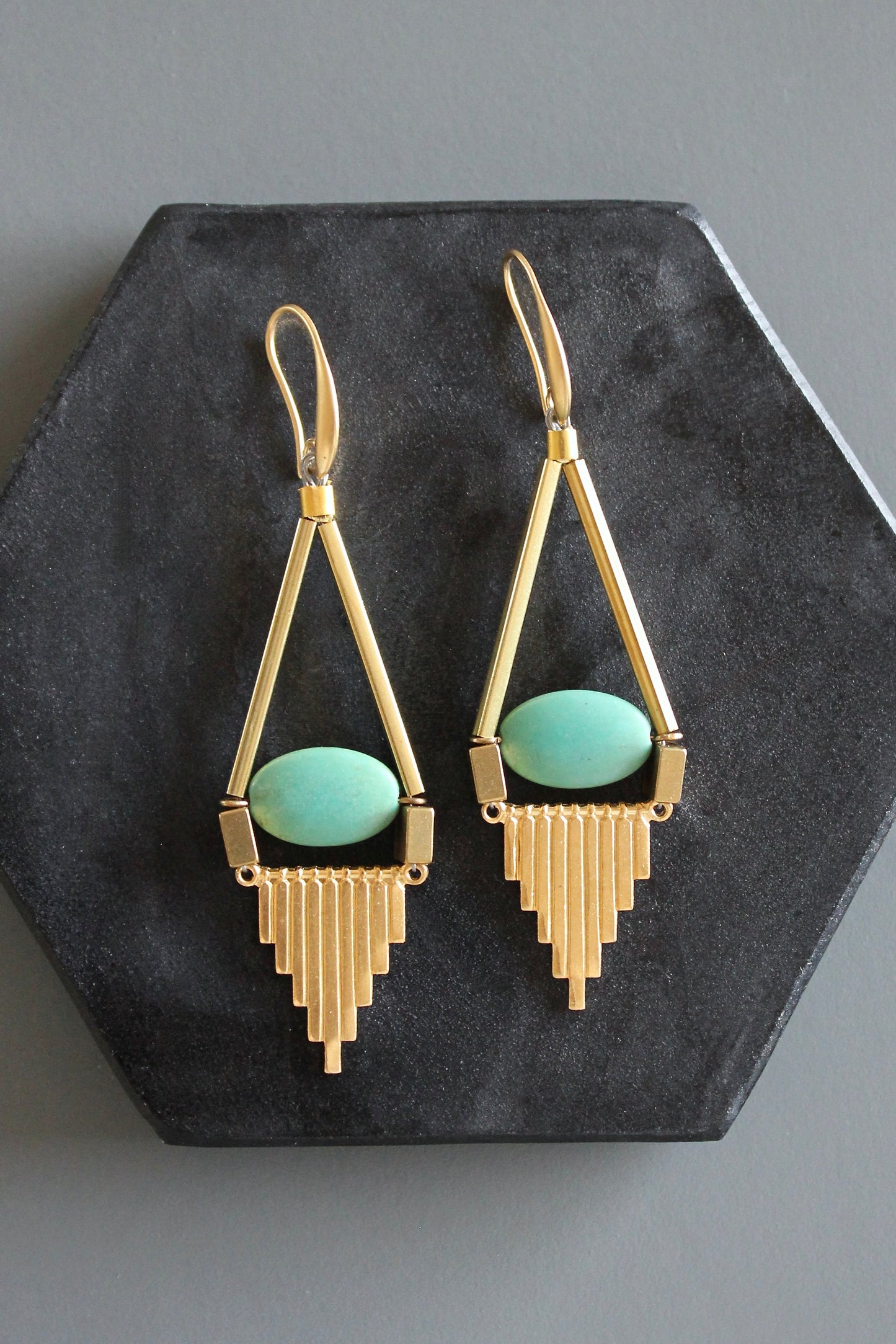 MLNE48 Turquoise and brass Artdeco earrings