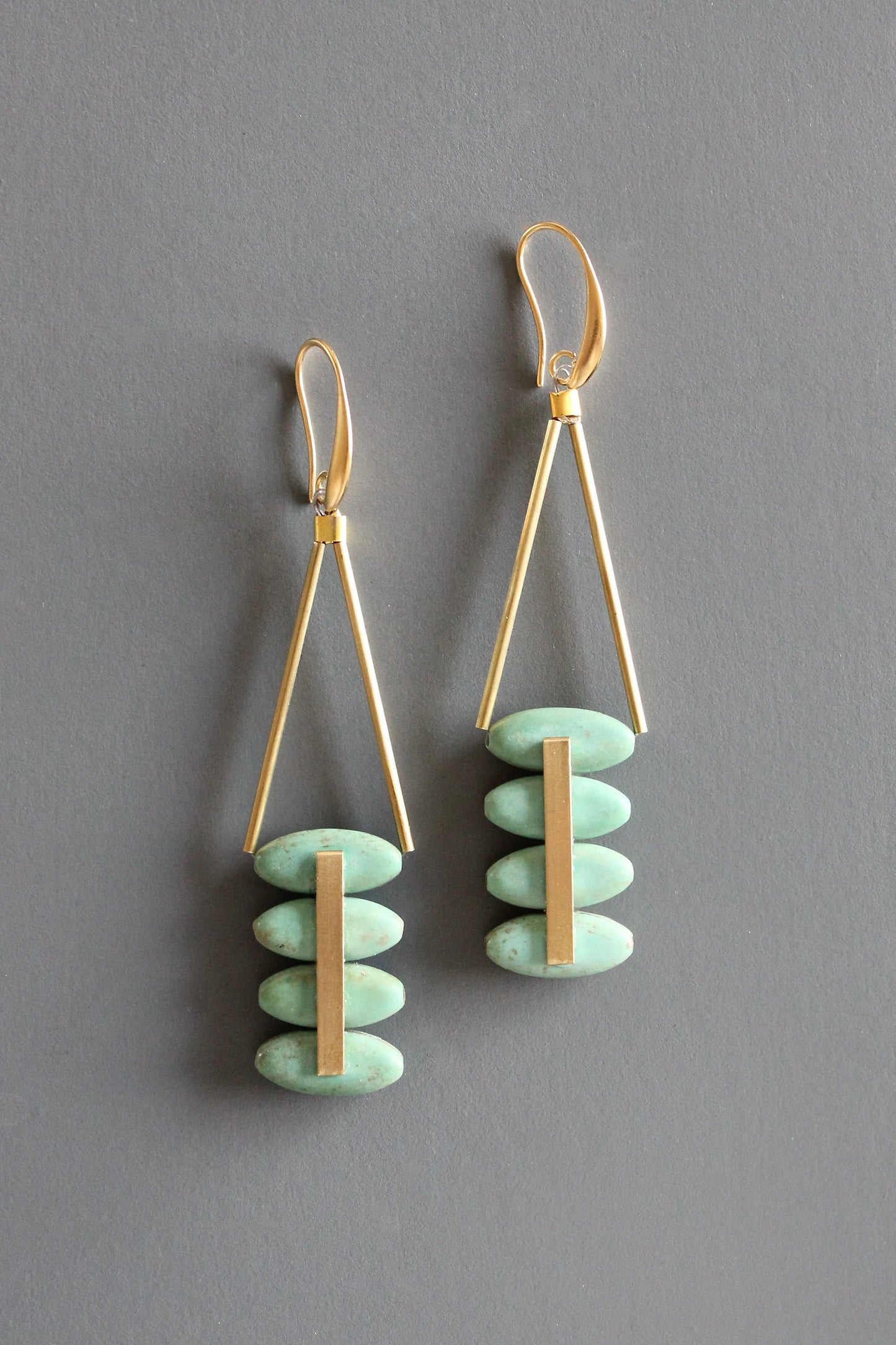 MLNE51 Turquoise and brass Artdeco earrings