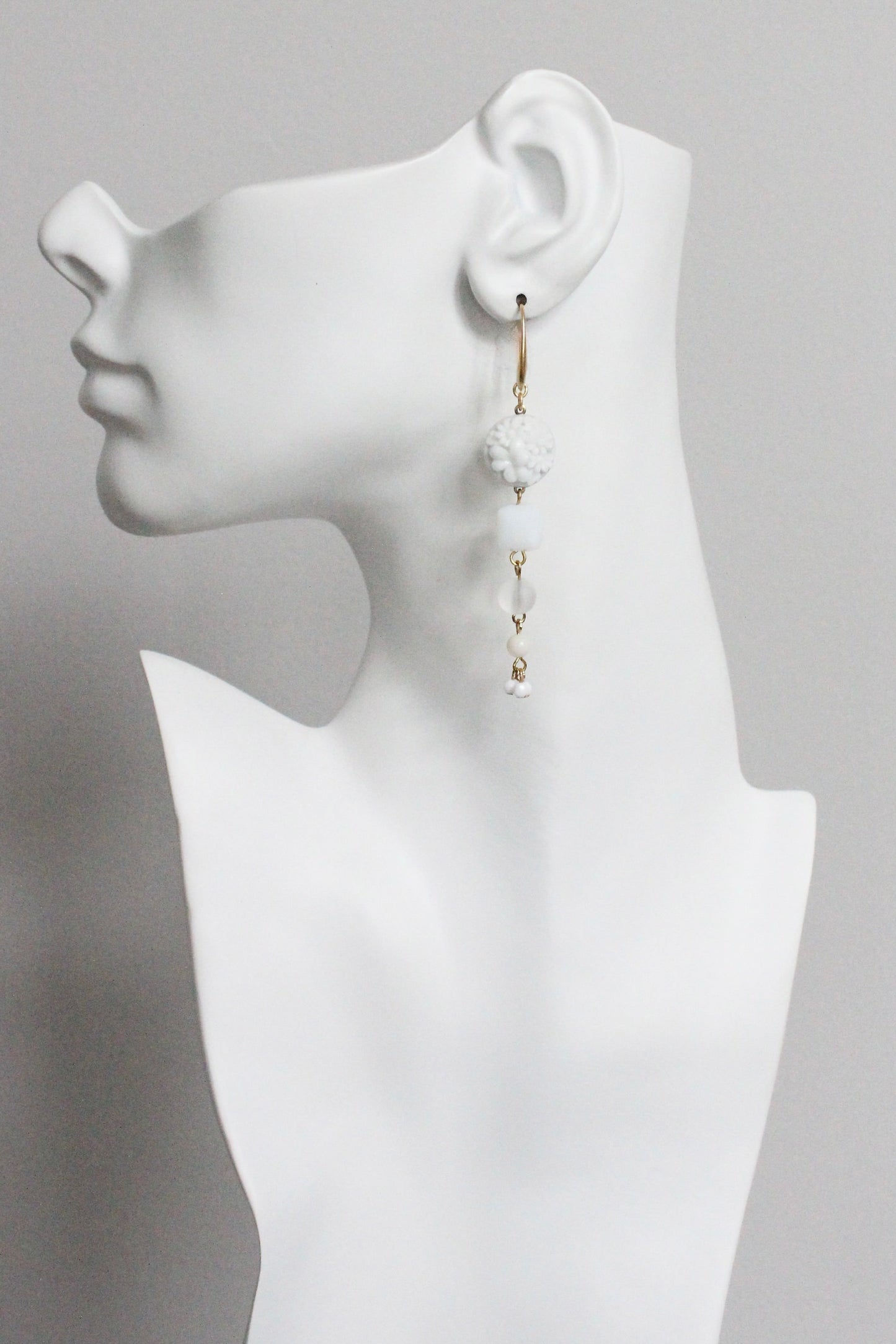 MLNE52 Vintage chalk white glass cluster earrings