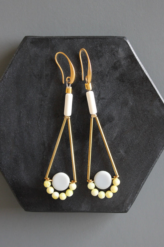 MLNE53 Lemon jade and gray glass geometric earrings