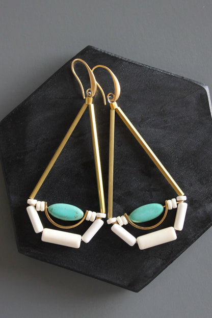 MLNE55 Turquoise and brass geometric earrings