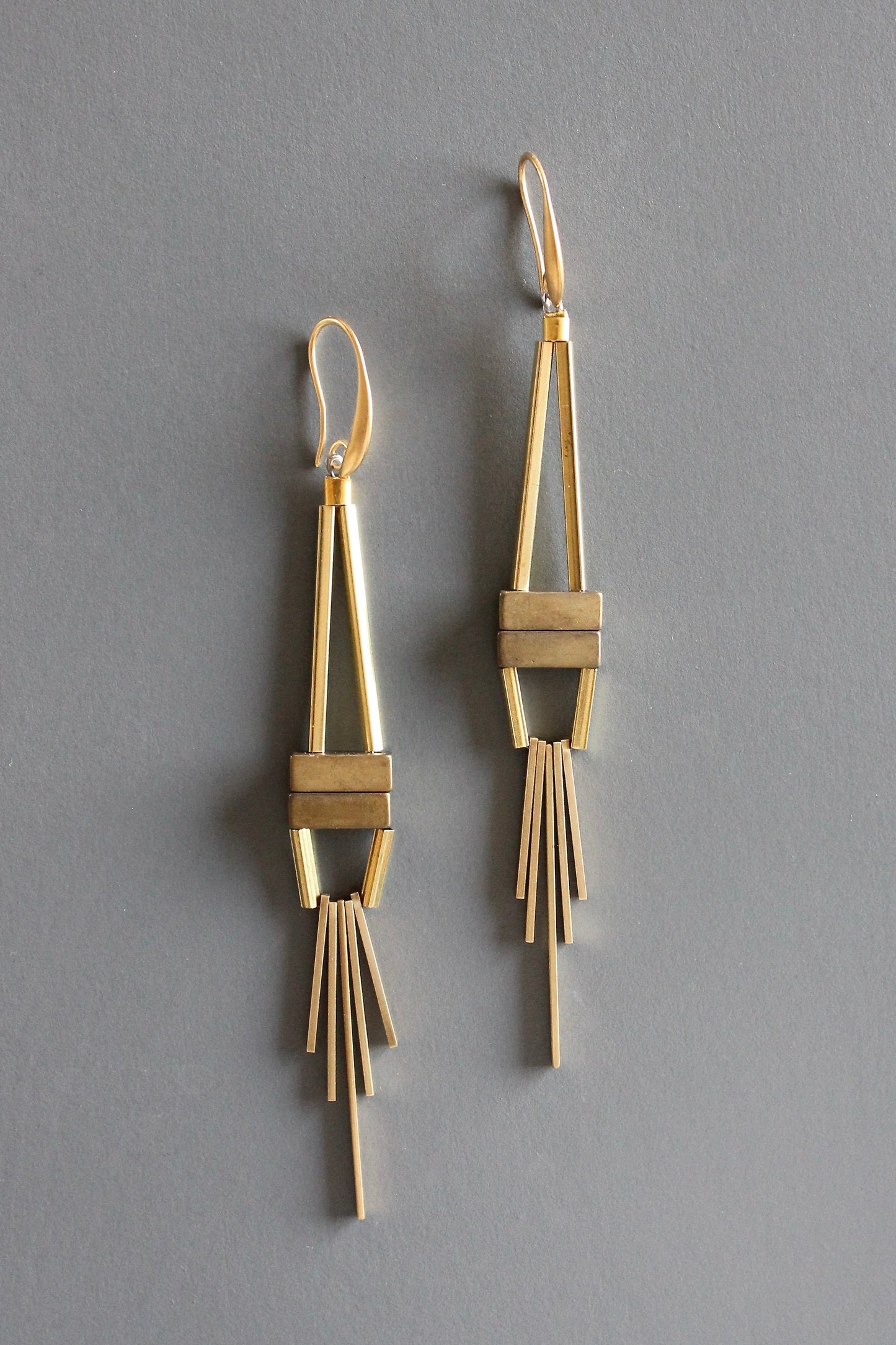 MLNE59 Hematite and brass Artdeco earrings