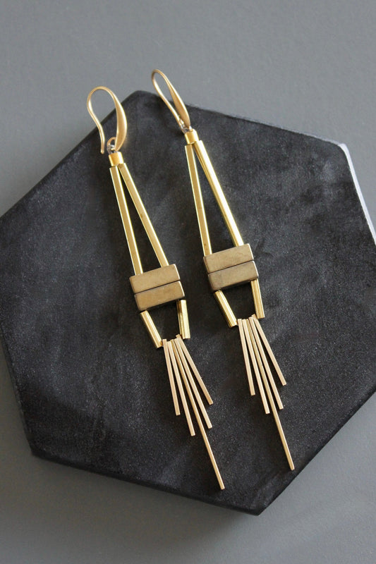 MLNE59 Hematite and brass Artdeco earrings